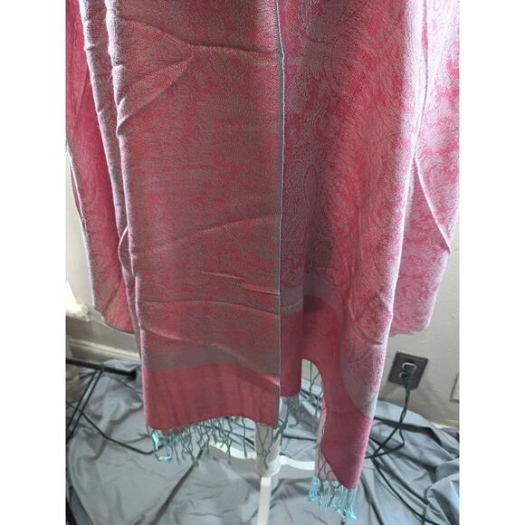 Pashmina Scarf Wrap Pink Fringe Classic - Picture 3 of 5